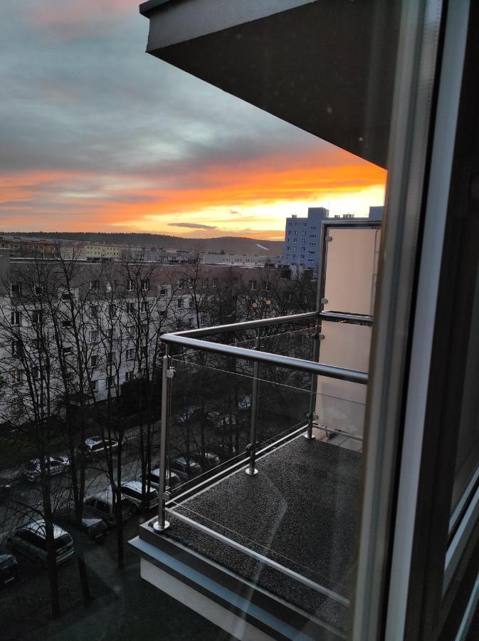 Blue Sky - apartament z pięknym widokiem na górę Telegraf Kielce Exterior foto
